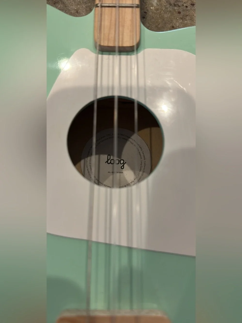 Loog mini acoustic guitar - Picture 2 of 4